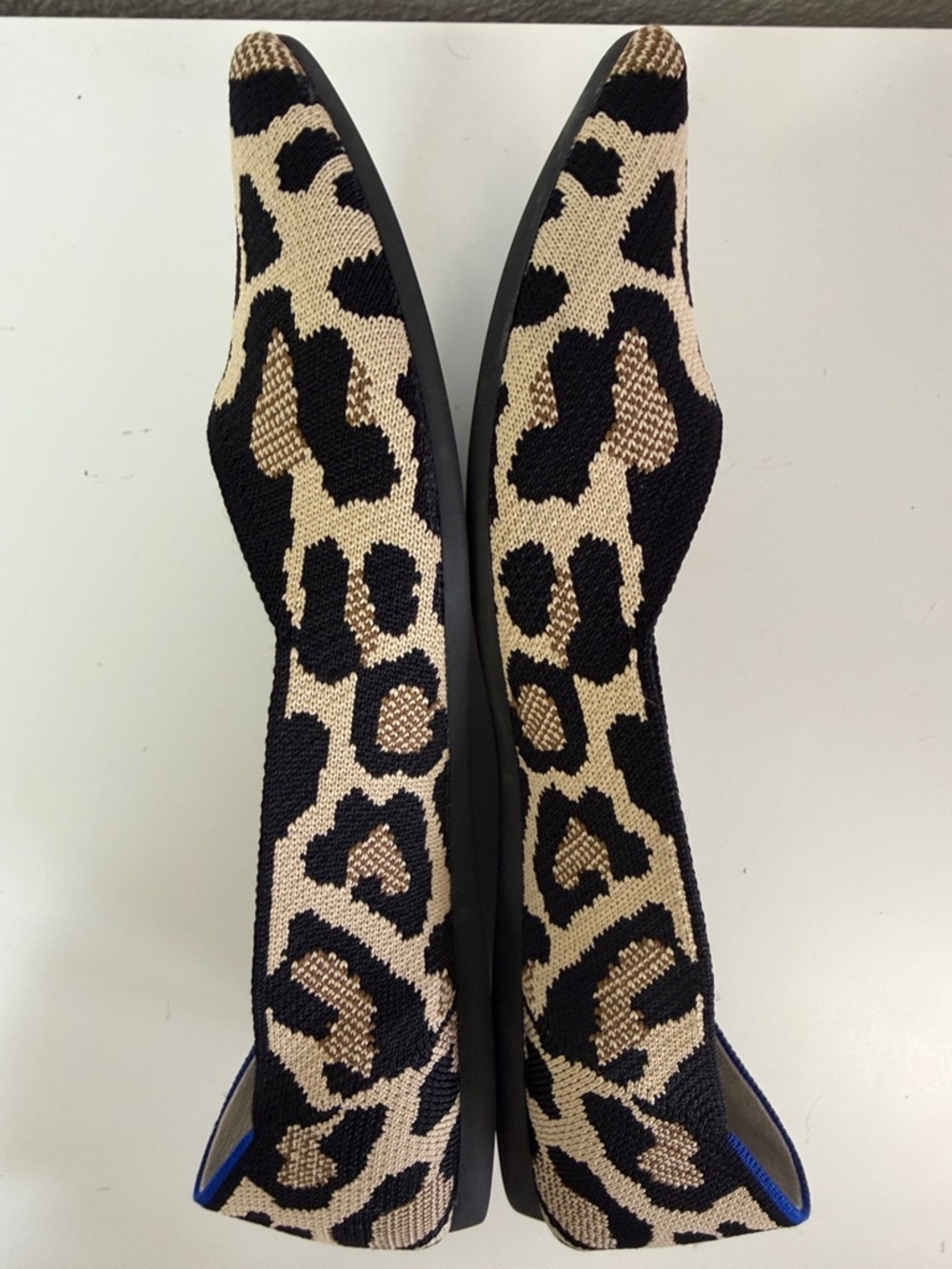 Rothys Leopard Pointy Toe Flats Size 11.5 - Picture 4 of 9